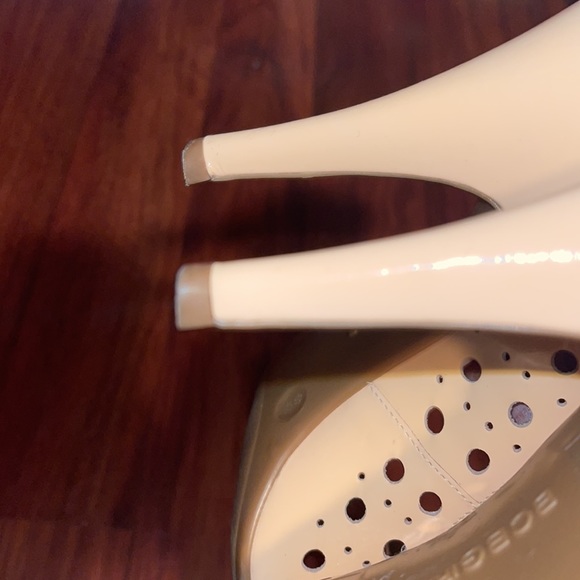 Bcbgirls Light Peach cutout open toe pump - Picture 9 of 10